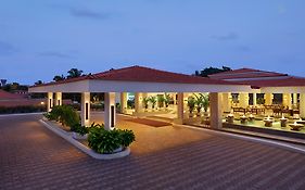 Holiday Inn Resort Goa By Ihg  5*